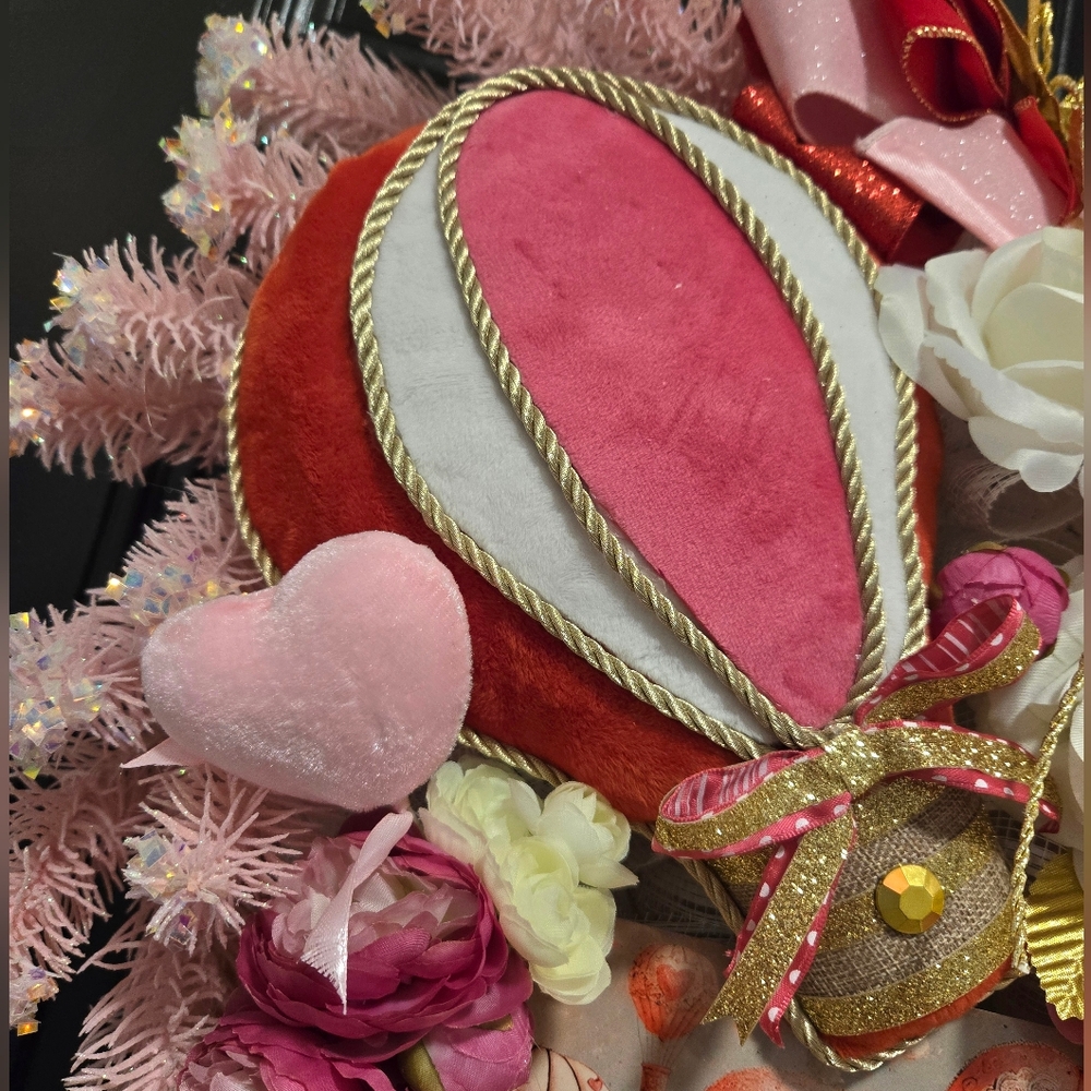 Valentine's Day Wreath Love Is In The Air Hot Air Balloon - Picture 2 of 5